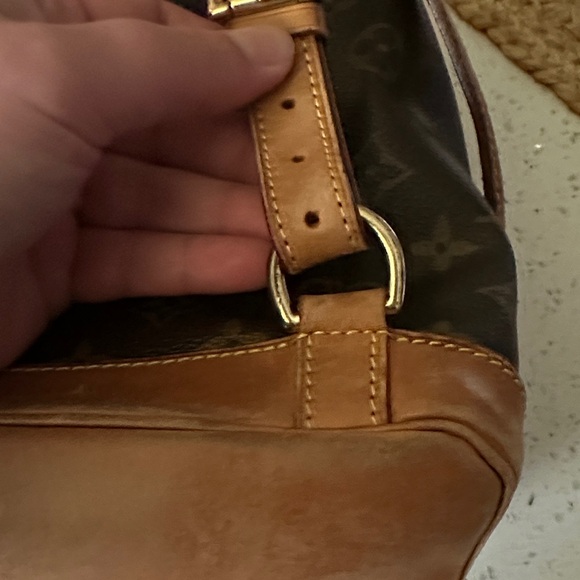 Louis Vuitton Backpack - Picture 8 of 16